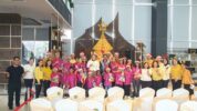 Hotel Mercure Makassar Gelar Christmas Light Celebration 2025, Tekankan Kebersamaan dan Kepedulian Sosial