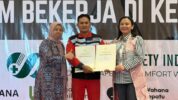 Zero Accident 1 Juta Jam Kerja, Bumi Karsa Raih Penghargaan K3 Platinum